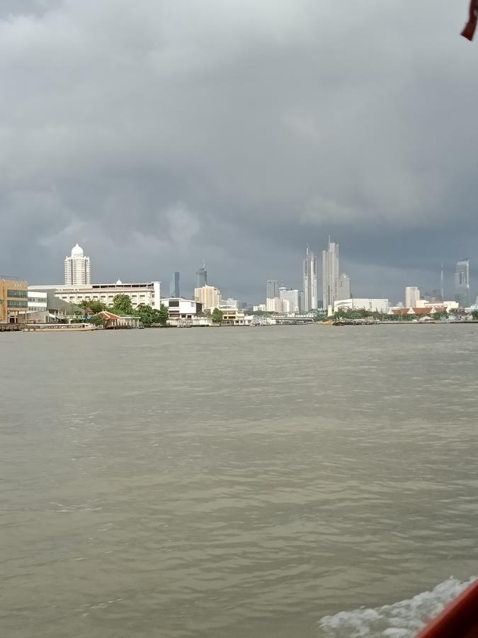 Baan Sathorn Riverfront بانكوك المظهر الخارجي الصورة