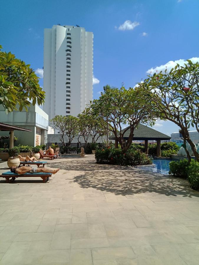 Baan Sathorn Riverfront بانكوك المظهر الخارجي الصورة