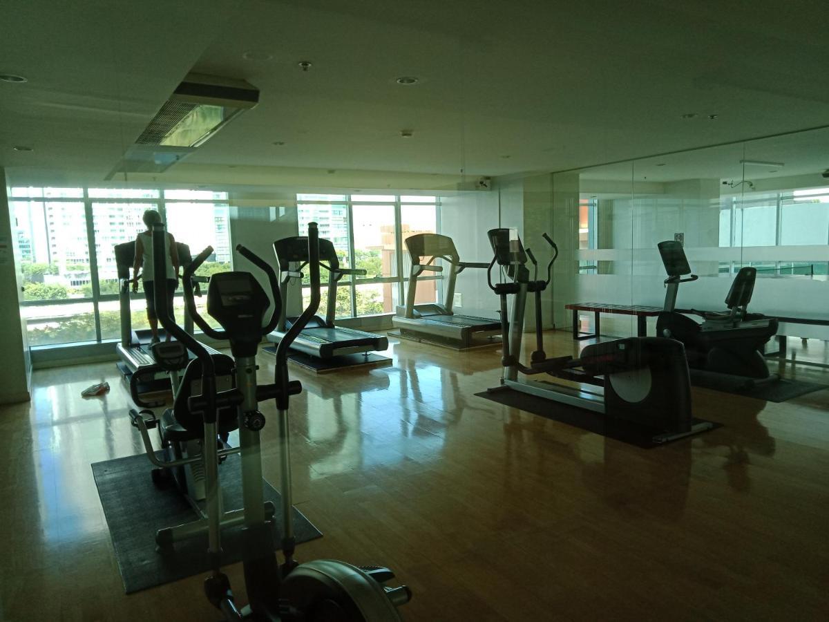 Baan Sathorn Riverfront بانكوك المظهر الخارجي الصورة